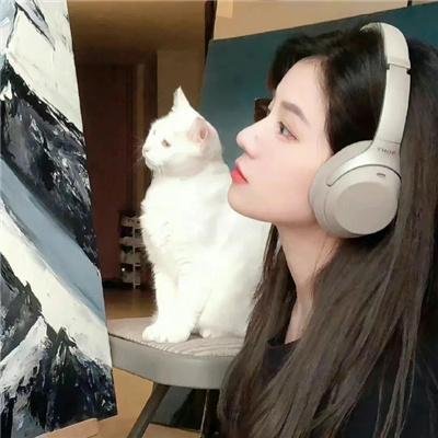 玉湖裸女